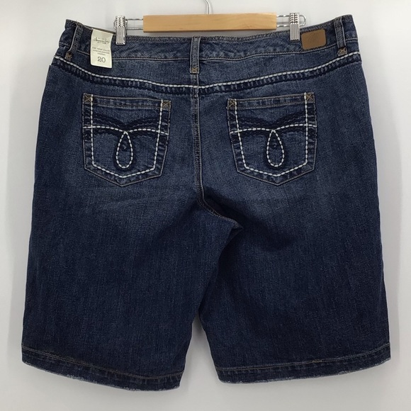 American Rag Bermuda Blue Jean Shorts Size 20 New With Tag - Picture 5 of 9